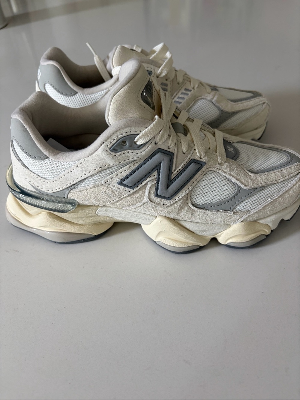 New Balance Cream & Light Gray Women's Chunky Sneakers